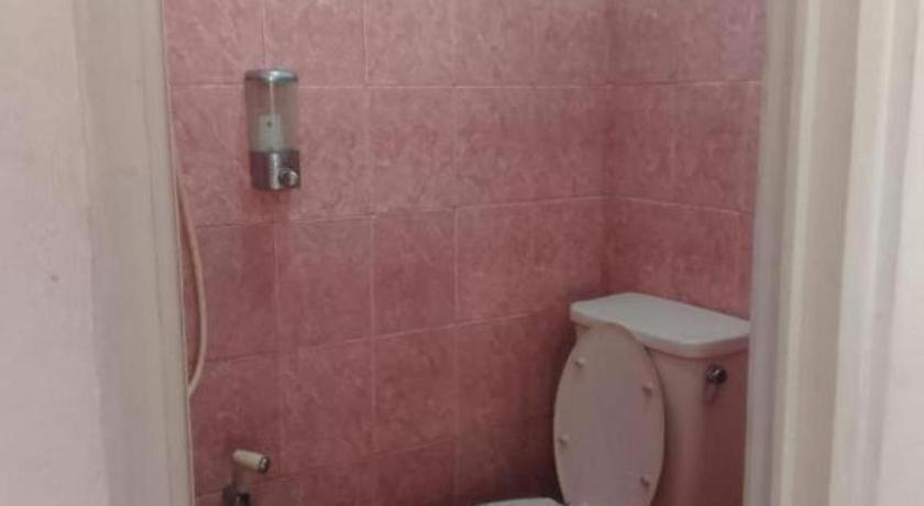 מלון פונקאק Oyo 93146 Lamin Indah מראה חיצוני תמונה